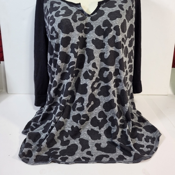 Love & Legend Animal Print Blouse - Picture 2 of 7